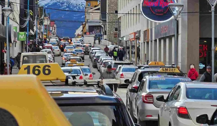 taxi ush