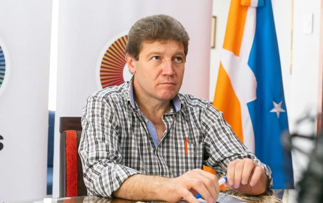 gustavo melella enojado