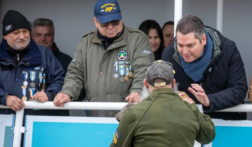 martin perez malvinas 2 de abril 