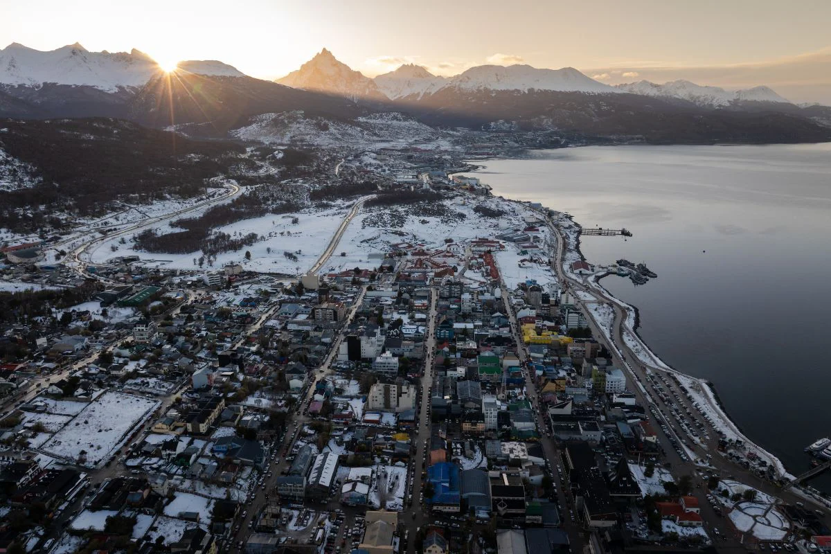 ciudad-de-ushuaia-nevado