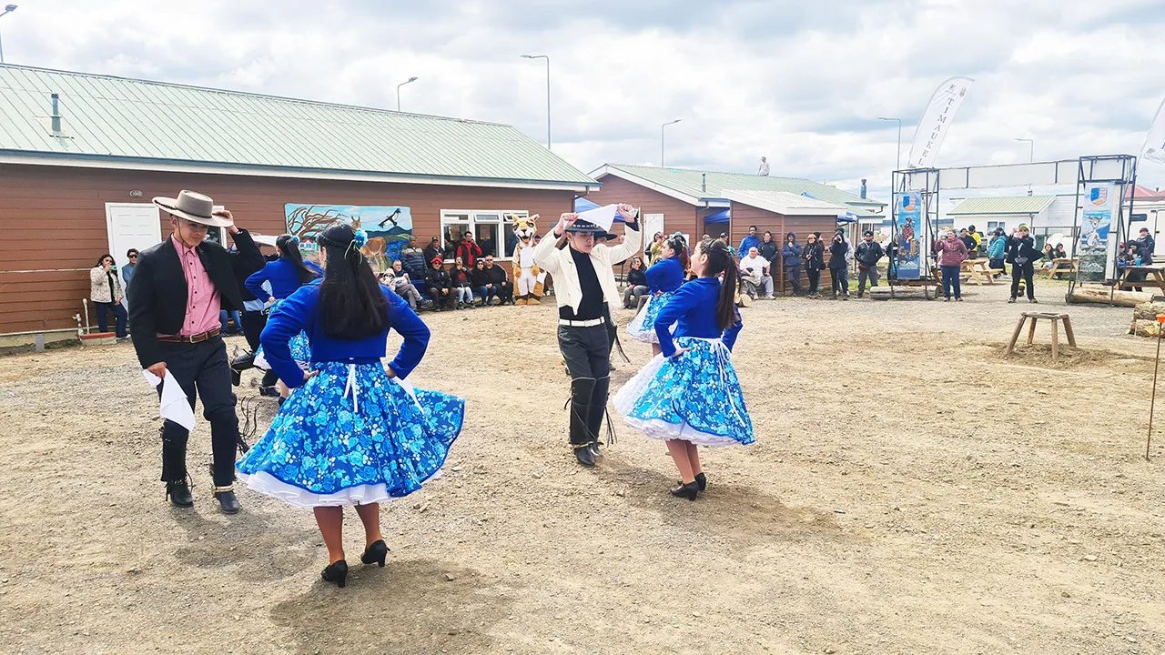 baile pampa guanaco2