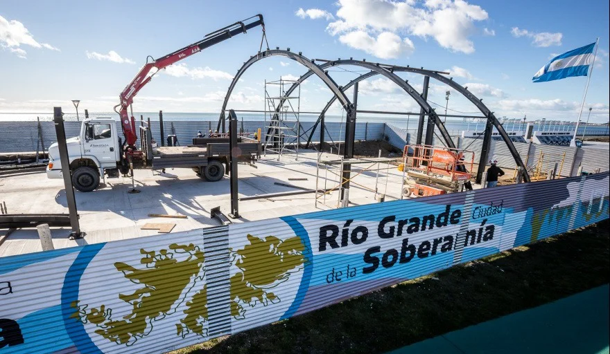 carpa de la dignidad rio grande obra martin perez