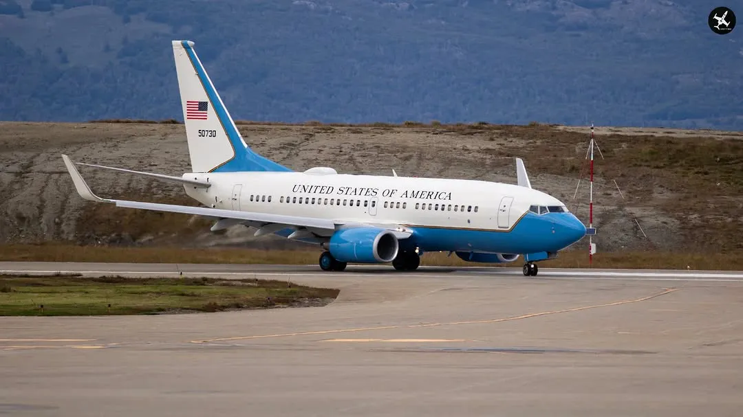 AVION OFICIAL ESTADOS UNIDOS USHUAIA