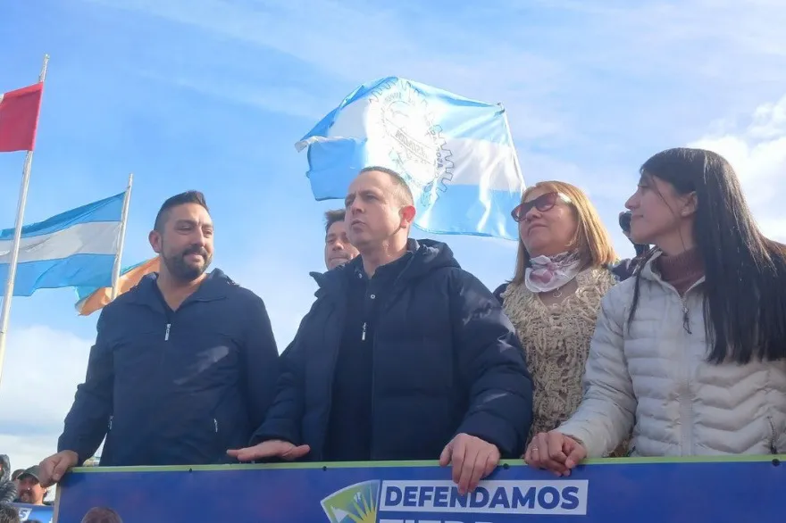 gaston diaz ushuaia defendamos tierra del fuego