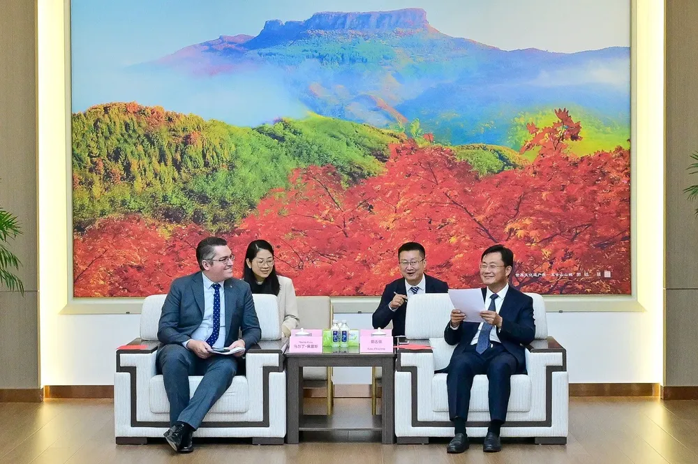 martin perez benxi china inversiones