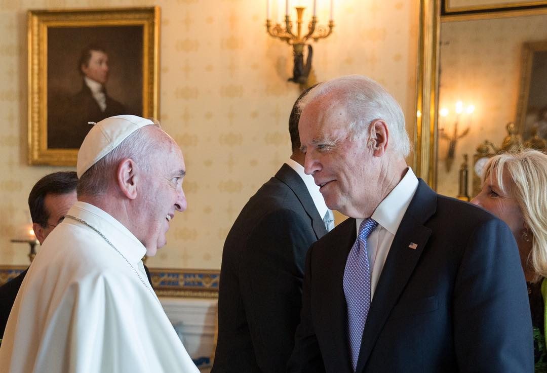 Pope_Francis_and_Joe_Biden_at_the_White_House-e1607201358455